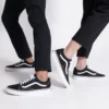 TÊNIS VANS OLD SKOOL BLACK WHITE