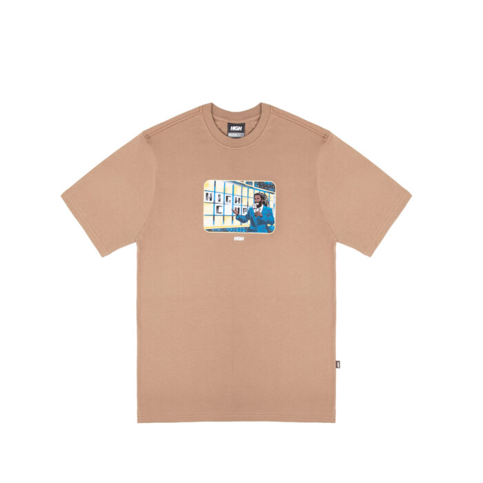 CAMISETA HIGH COMPANY TV SHOW MARROM