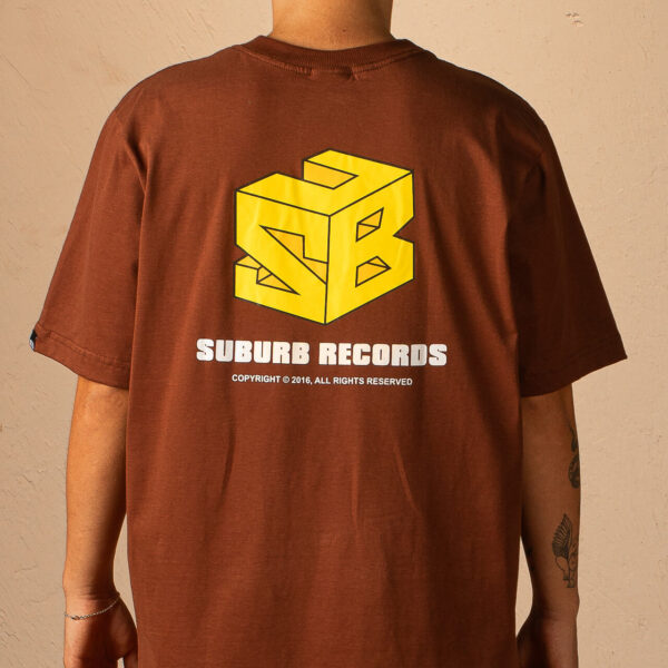 CAMISETA SUBURB COMPANY CUBE MARROM
