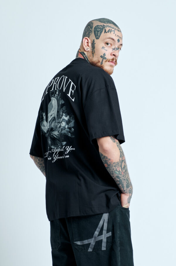 03-32 CAMISETA APPROVE OVERSIZED CUPID PRETA