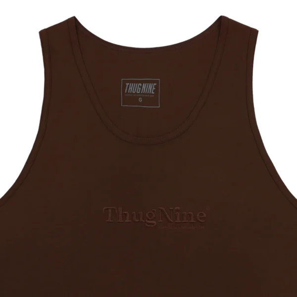 263300-4 REGATA THUG NINE BOLD PREMIUM BORDADA MARROM