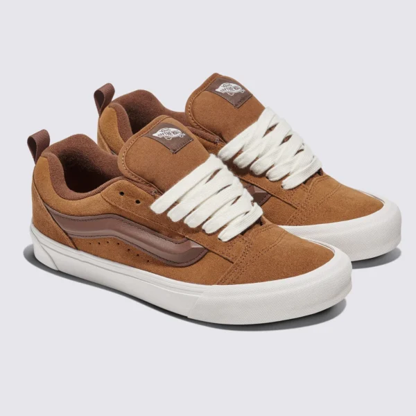 1002002760034U-02-BASEIMAGE-Hires TÊNIS VANS KNU SKOOL SUEDE BROWN