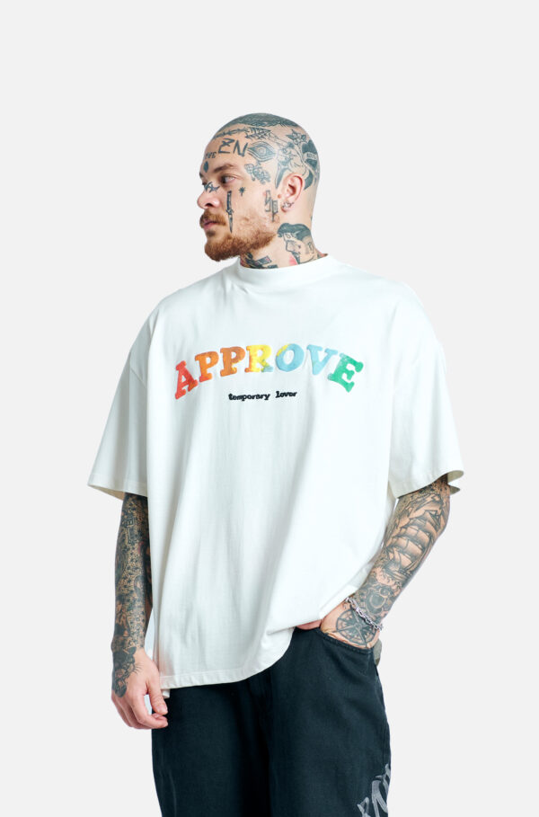 1-76 CAMISETA APPROVE OVERSIZED RAINBOW PUFF OFF WHITE