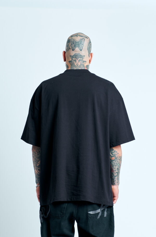 2-76 CAMISETA APPROVE OVERSIZED RAINBOW PUFF PRETA