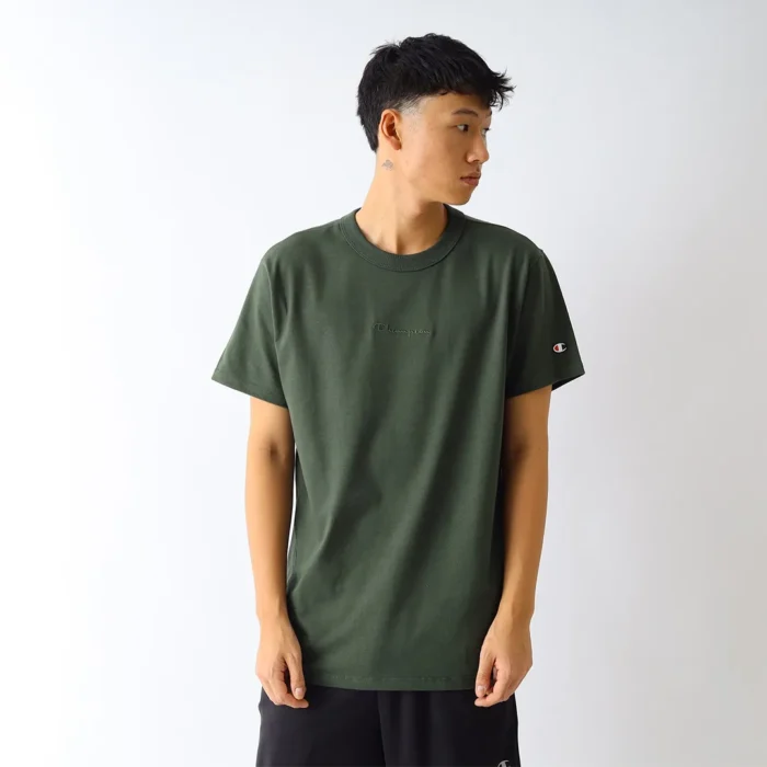 CAMISETA CHAMPION M C CHAMPION HERITAGE VERDE MILITAR