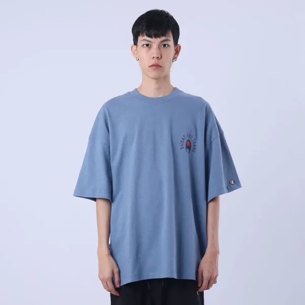 T79188B-5861NB-1-453 CAMISETA OVERSIZED CHAMPION SWEAT AND TEARS AZUL