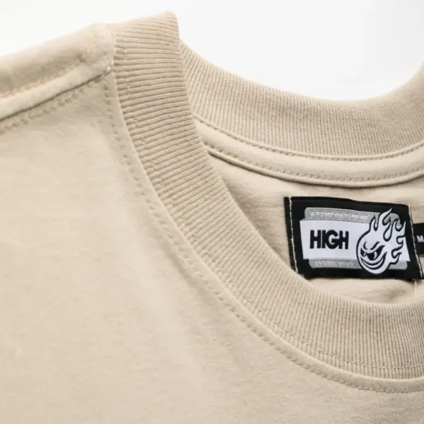 Tee_Dropped_Sand_Detail_2-768x768 CAMISETA HIGH DROPPED BEGE