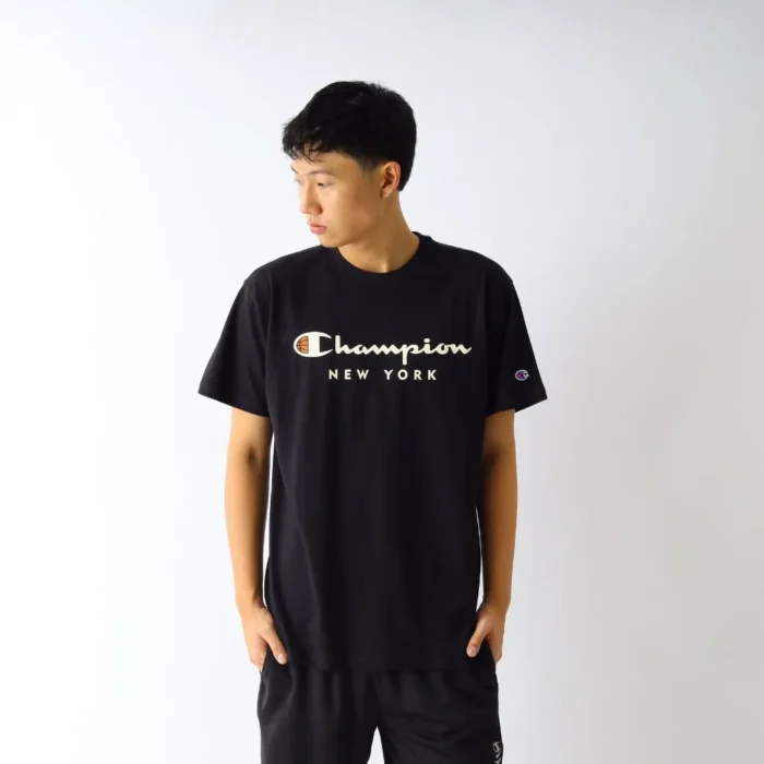 CAMISETA CHAMPION SCRIPT NEW YORK PRETA