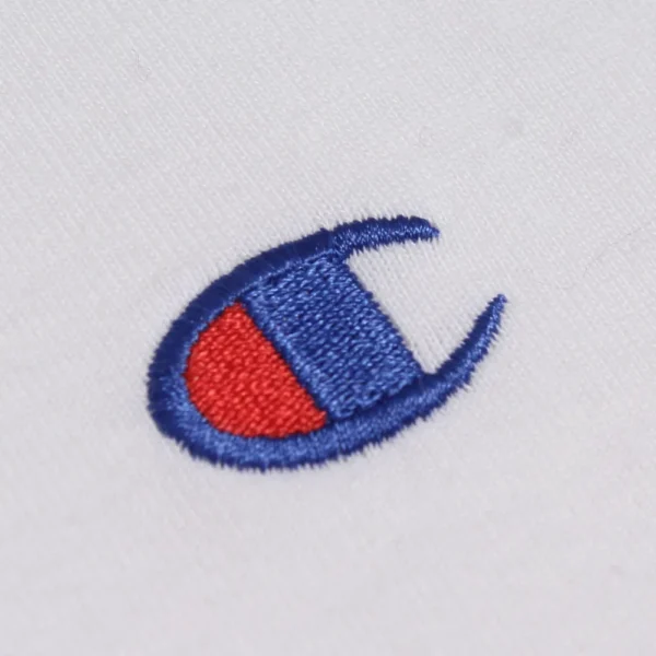 modelo-champion-10.04_0048_Camada-19 CAMISETA CHAMPION LOGO C BORDADO OFF WHITE