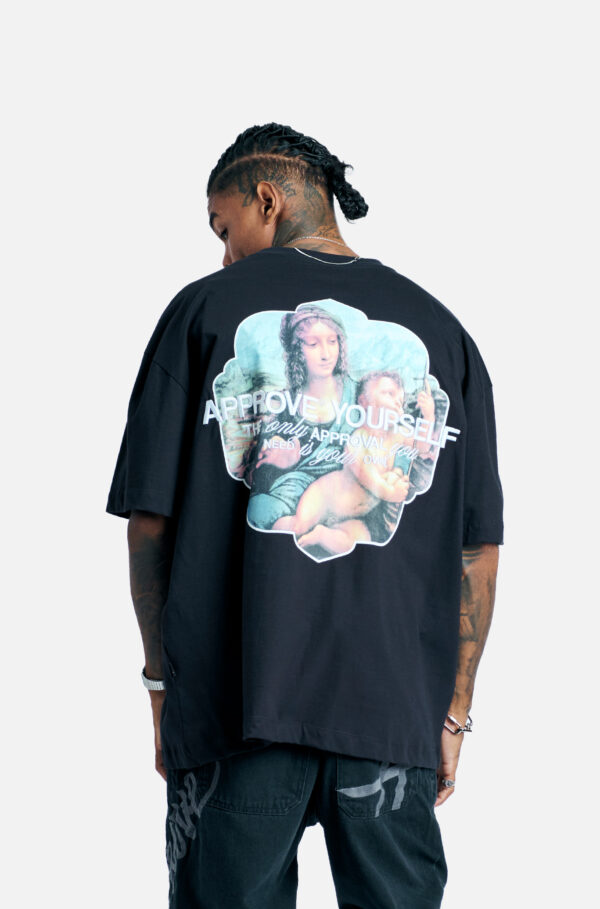 1-18 CAMISETA APPROVE OVERSIZED MADONA PRETA