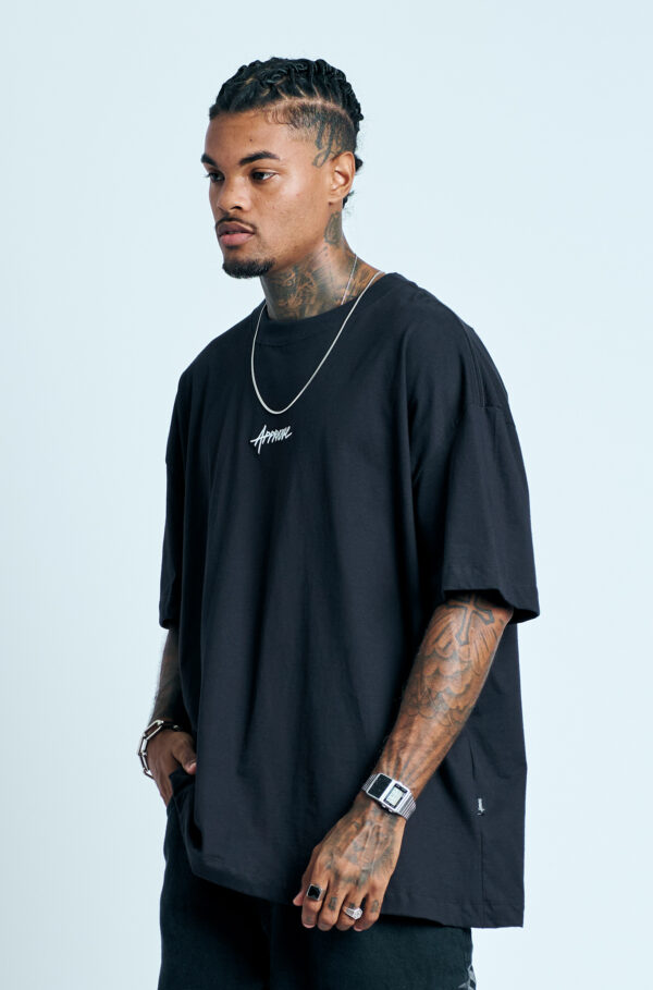 2-16 CAMISETA APPROVE OVERSIZED MADONA PRETA