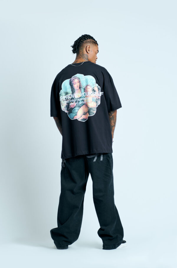 4-16 CAMISETA APPROVE OVERSIZED MADONA PRETA