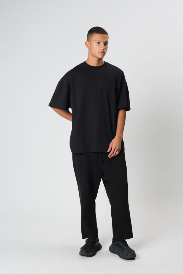 CAMISETA OVERSIZED THE SAINT SOLID PRETA