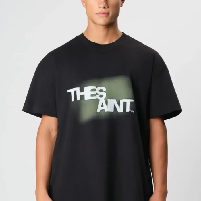 CAMISETA BOXY THE SAINT SPRAY PRETA
