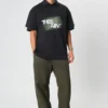 CAMISETA BOXY THE SAINT SPRAY PRETA