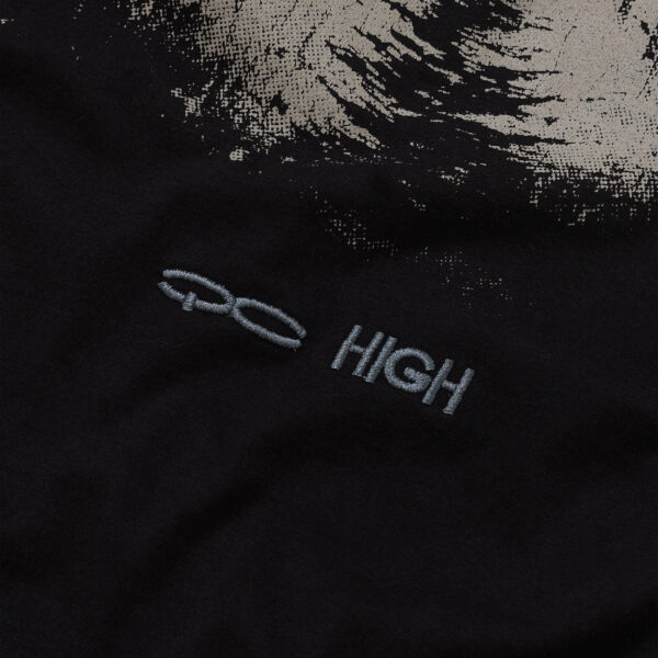 Tee_QC_HIGH_Overview_Black_Detail_2 CAMISETA HIGH COMPANY (QC-HIGH) OVERVIEW PRETA