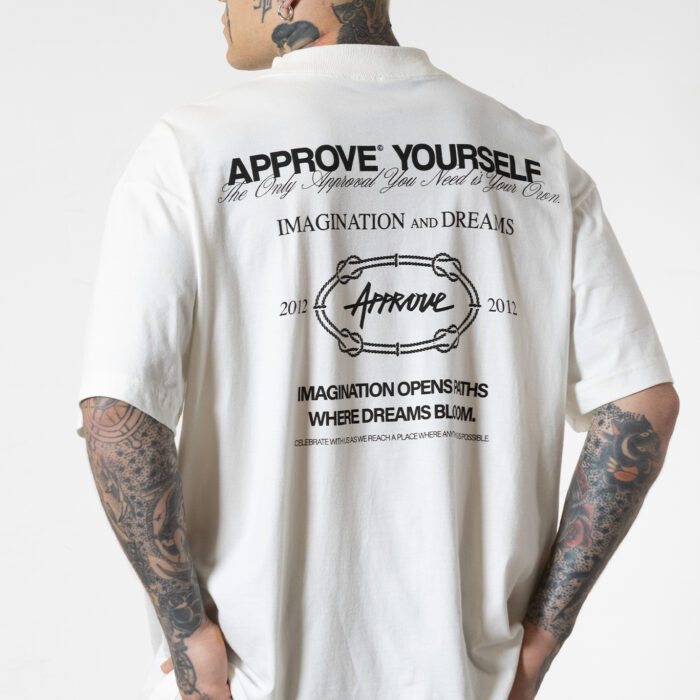 CAMISETA HUGE YRSLF TIMELESS OFF WHITE