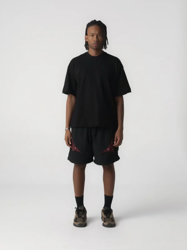 CAMISETA ELO EM COMUM "GORE" OVER PRETA