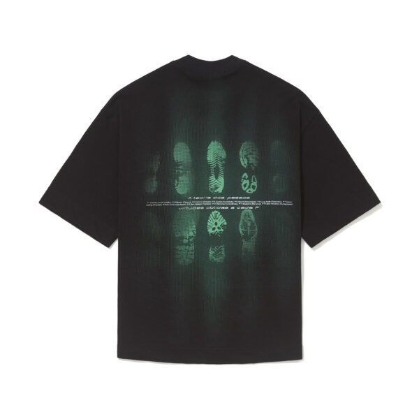 elo-online_0027_elo202523530 CAMISETA ELO EM COMUM "TEORIA DOS PASSOS" OVER PRETA