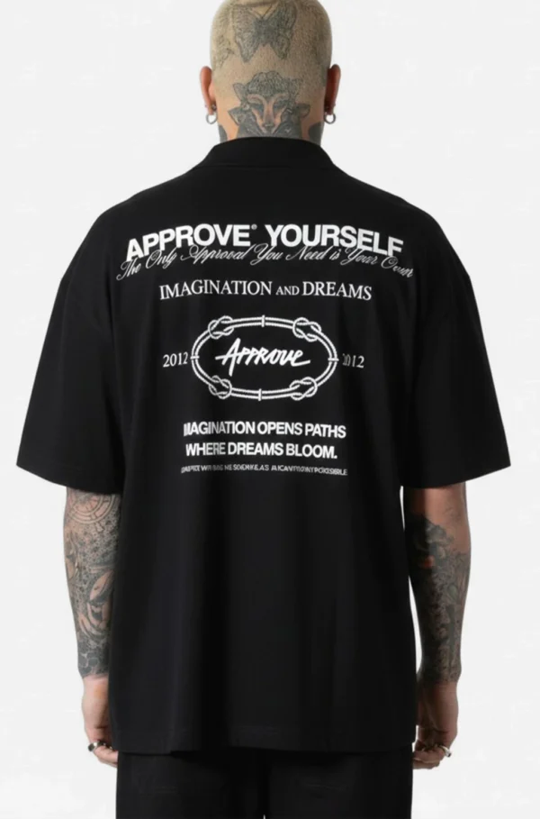 CAMISETA HUGE YRSLF TIMELESS PRETA