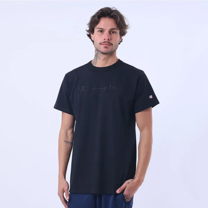 CAMISETA CHAMPION LIFE SCRIPT LOGO EMB