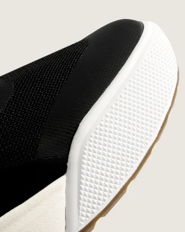 TÊNIS ULTRARANGE RW 2.0 MTE BLACK WHITE