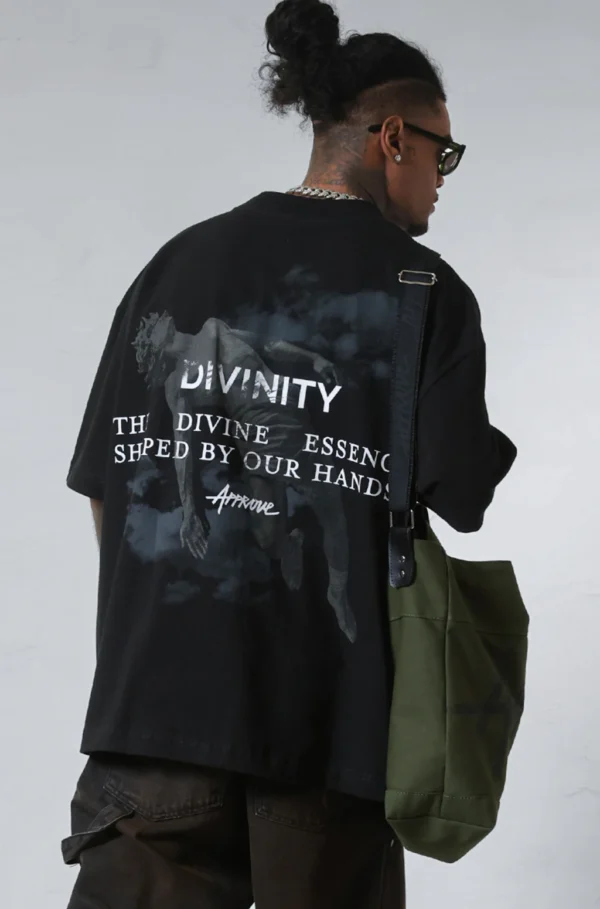 CAMISETA OVERSIZED APPROVE DIVINITY FALL PRETO