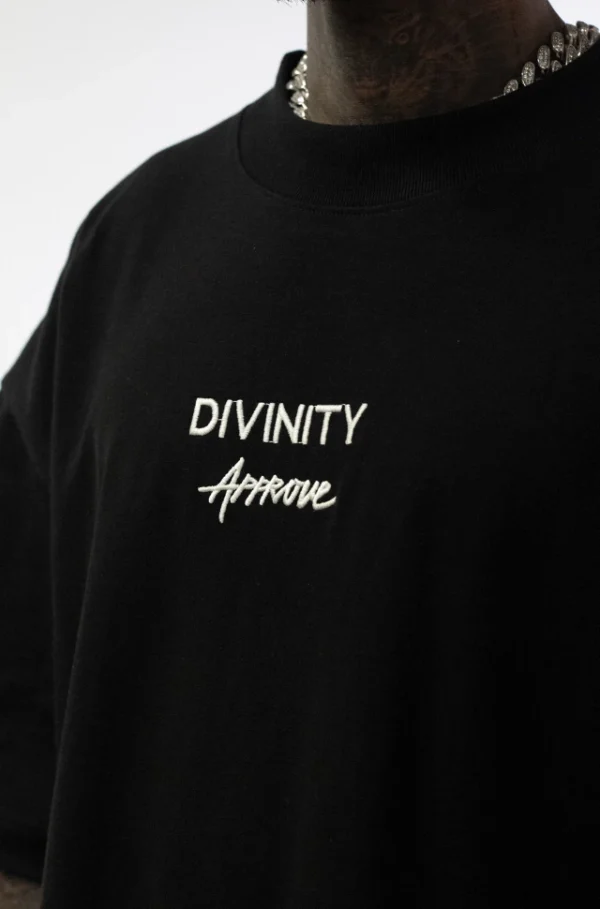 CAMISETA OVERSIZED APPROVE DIVINITY FALL PRETO