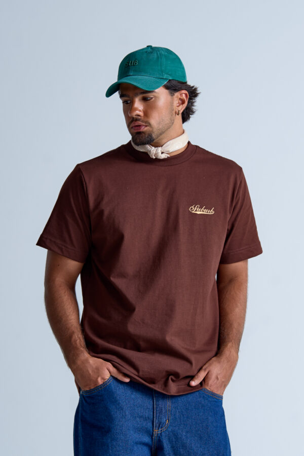 CAMISETA SUBURB COMPANY BRASAO MARROM