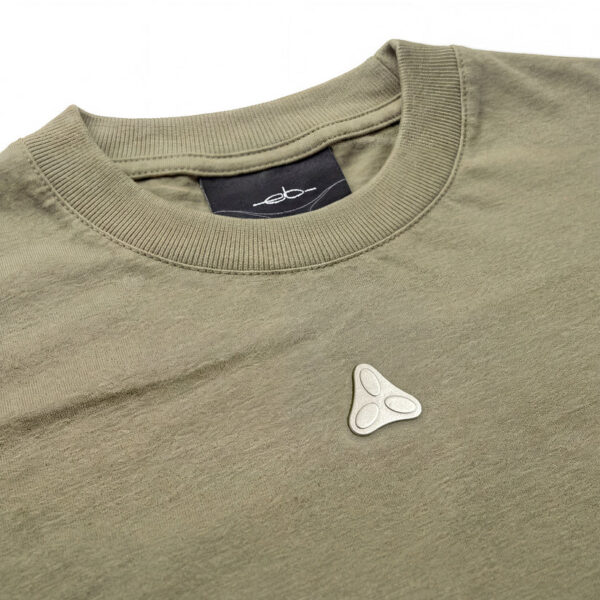 CAMISETA ELO EM COMUM OVER "PATCH" BEGE