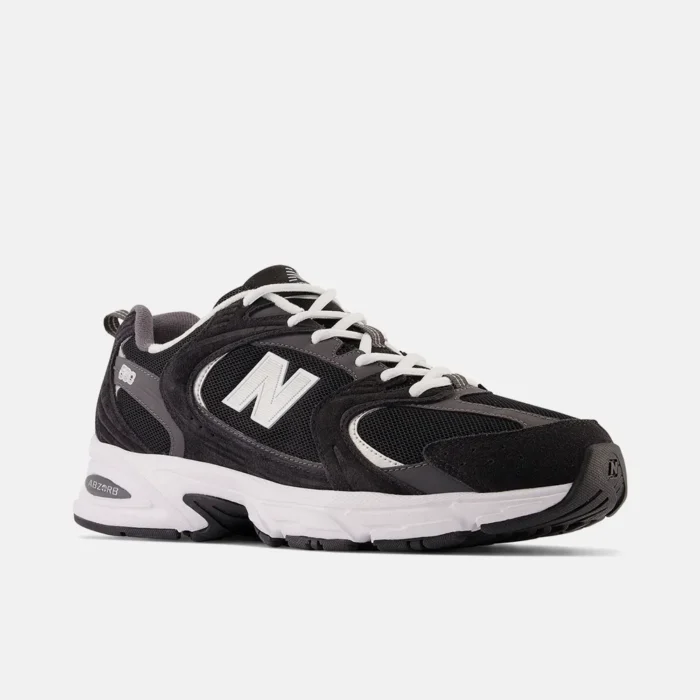 TÊNIS NEW BALANCE 530 BLACK / WHITE