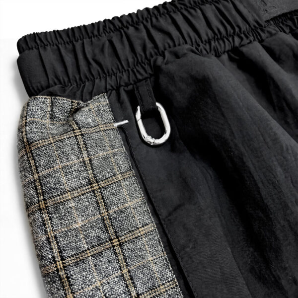 SHORT ELO EM COMUM "FLANNEL" PRETO