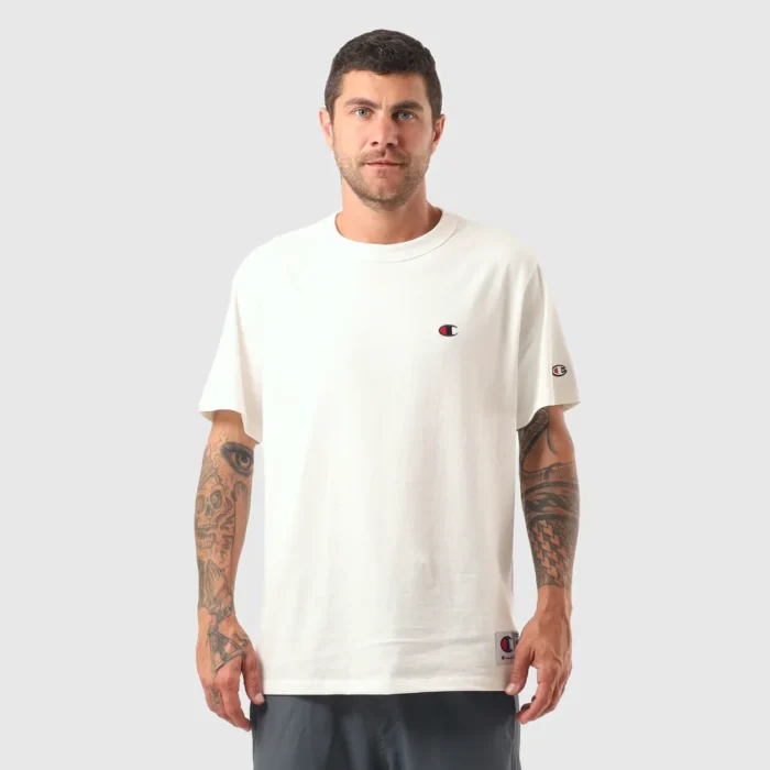 GT220B-Y06145-1-089 (1) CAMISETA CHAMPION LIFE LOGO C EMB BRANCA